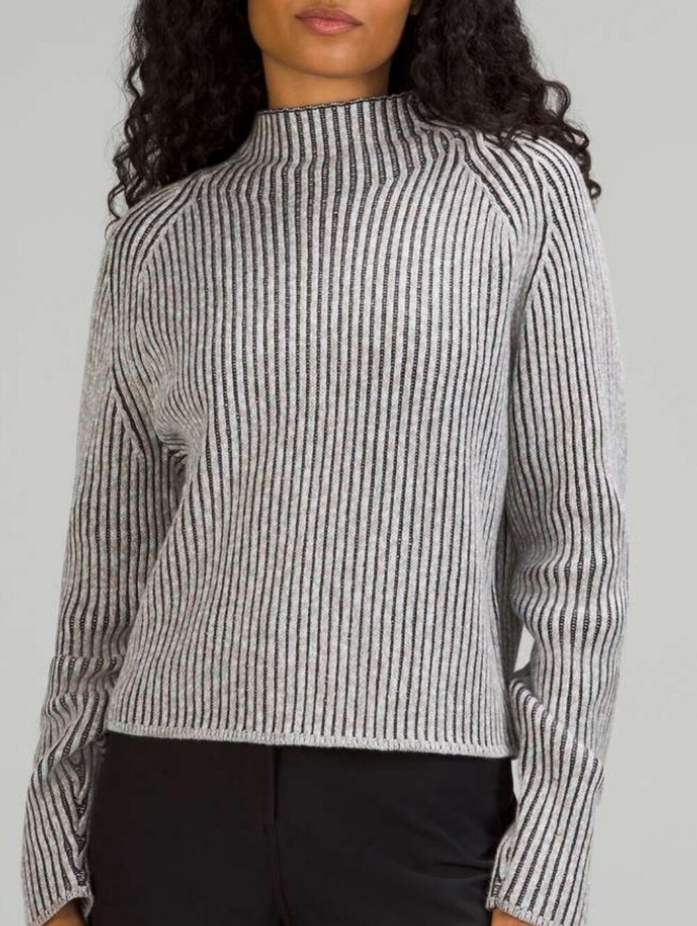 Lululemon $148 Athletica Grey Ribbed Mock Neck Long-Sleeve Knit Sweater 0